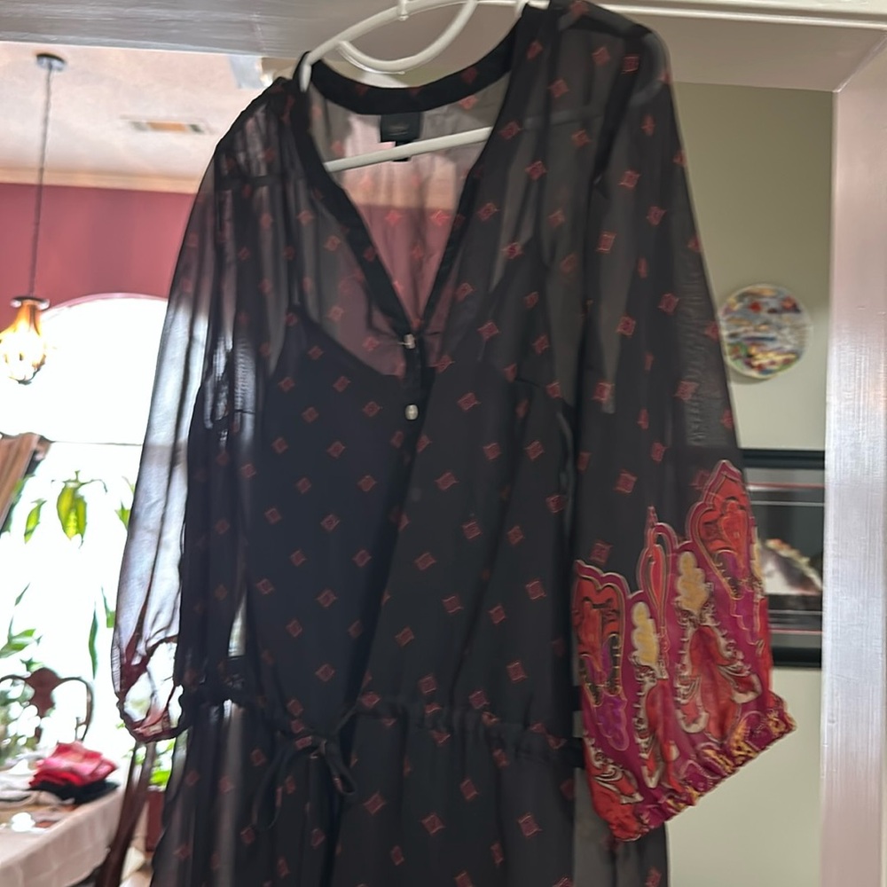 Ladies dress with sheer coverup and lining inside